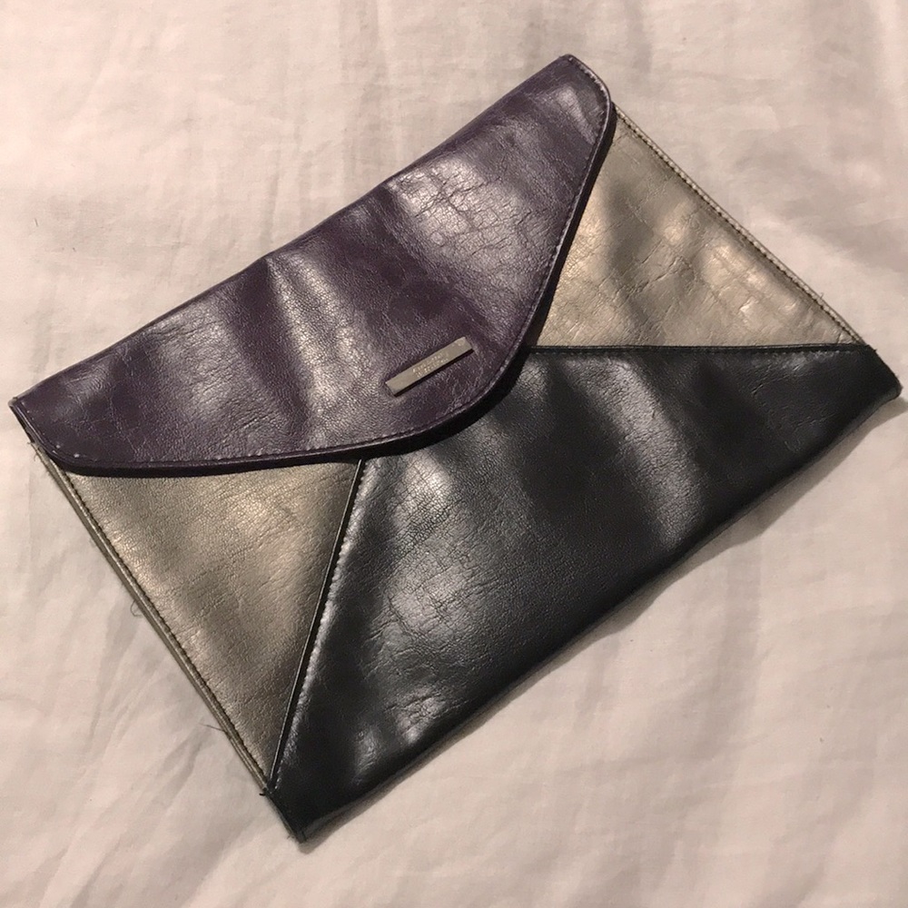 Kenneth Cole Reaction Envelope Clutch